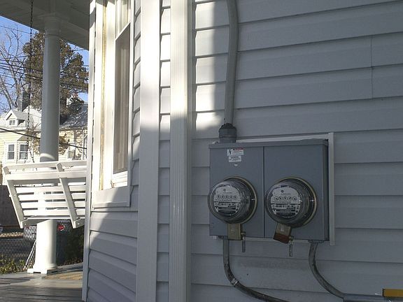 5th image of 225 S 1st Ave