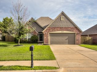 3009 Lincoln Rd, Bartlesville, OK 74006