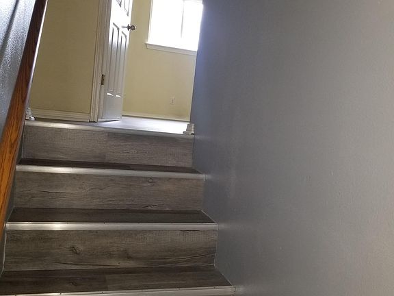 5th image of 2401 W Main St #4C