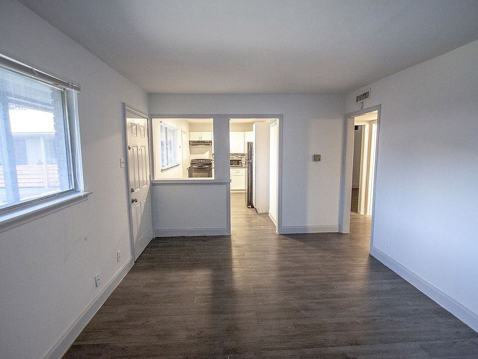 Hanover House Apartments 1240 W Avenue D Garland TX Zillow