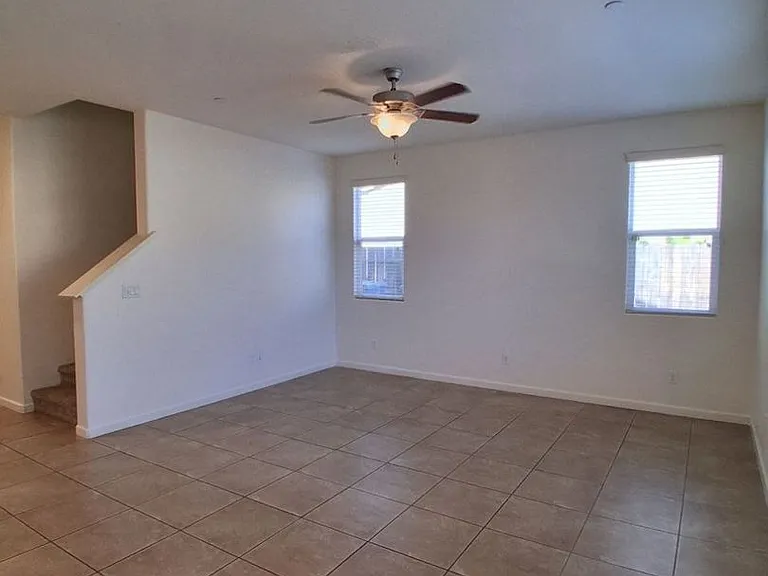 3813 Griffith Ave — Photo 7
