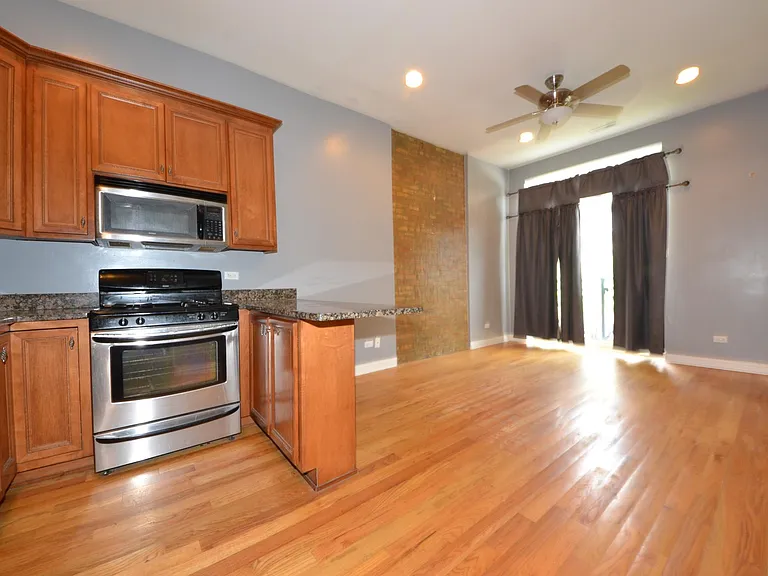 602 W 31st St #2N — Photo 11