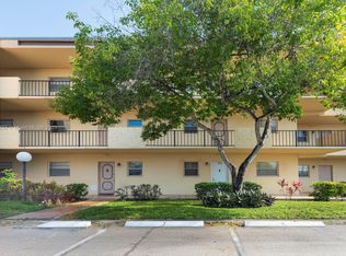 301 Cambridge Rd APT 203, Hollywood, FL 33024