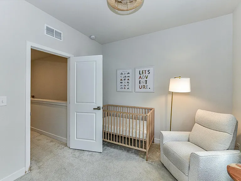 408 Tristram Ln — Photo 28
