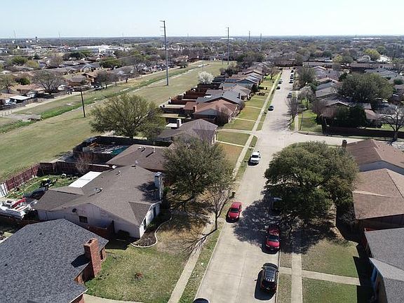 4th image of 2909 Gayle Dr
