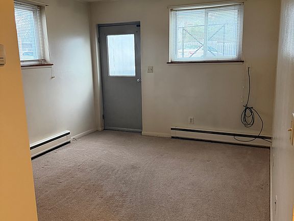 3rd image of 125 E Saginaw Hwy #1