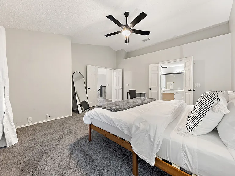 509 Newberry St — Photo 35