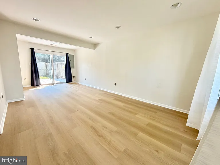 13767 Marsden Ct — Photo 5