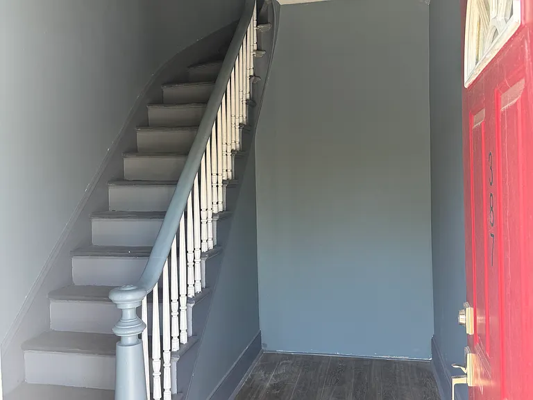 387 Nichols St #387 — Photo 2