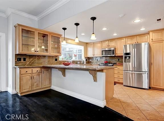 5th image of 409 N Elena Ave #2