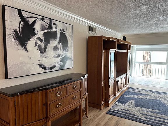 5th image of 121 Island Way APT 331