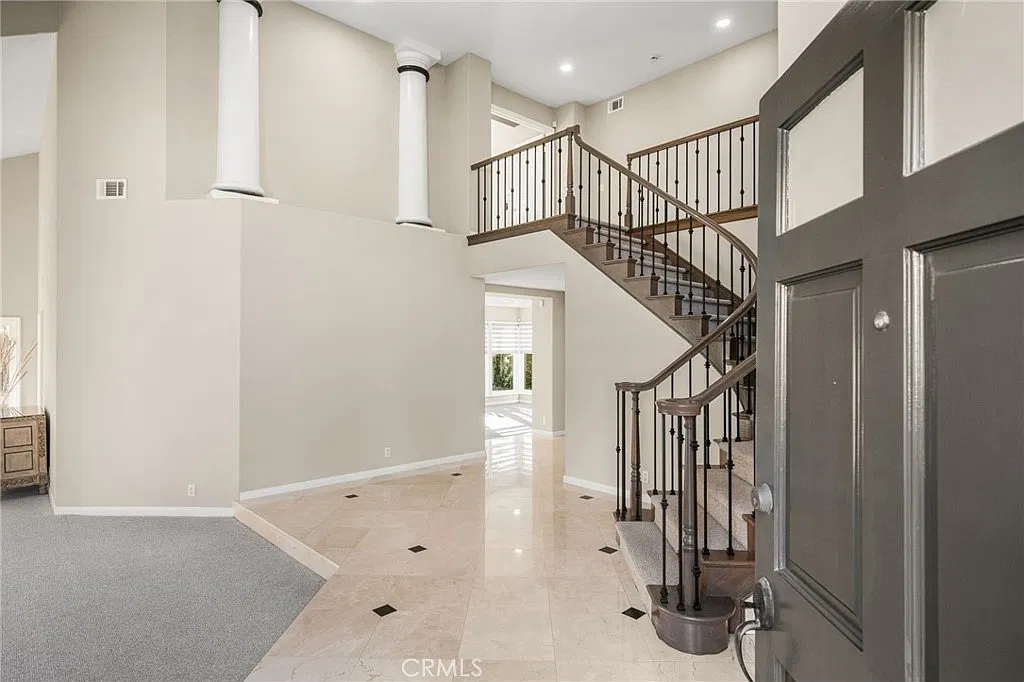 4 bed, 3447 sqft, $8,500 — Photo 4