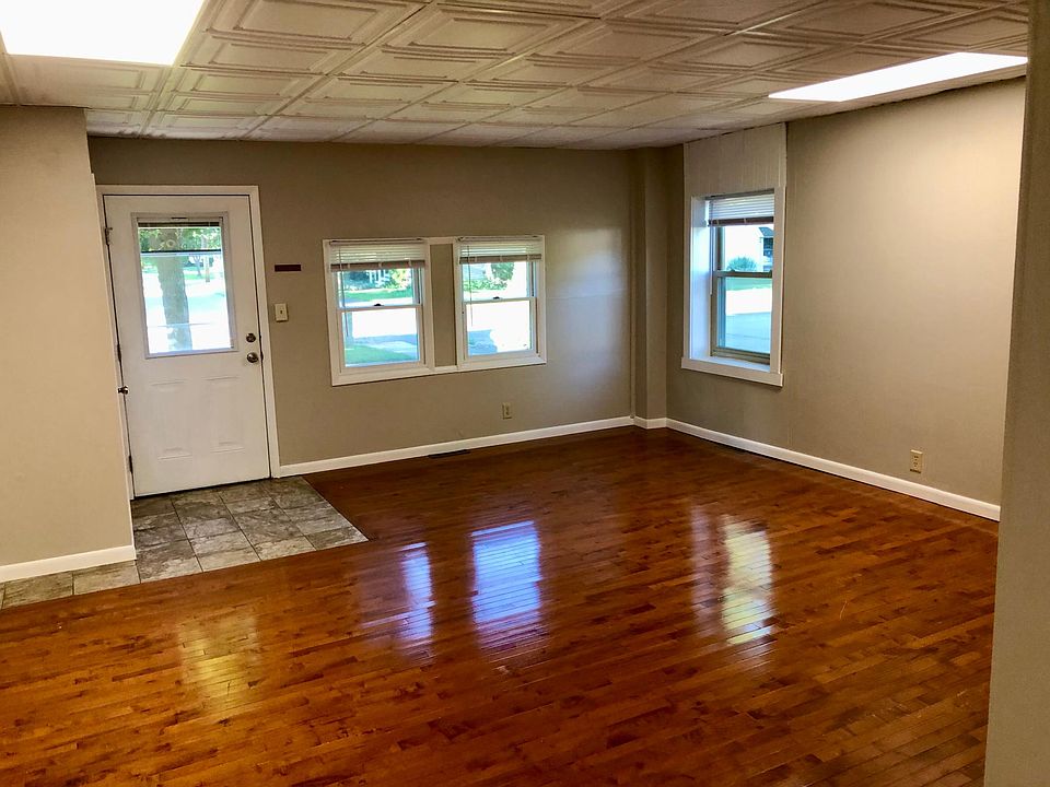 1st image of 249 Prospect Ave APT 2