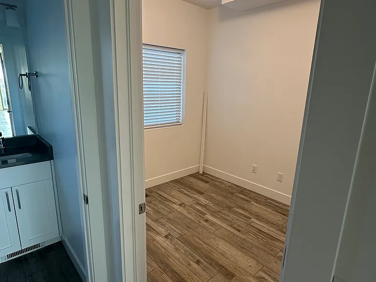 2203 N 525 W — Photo 8