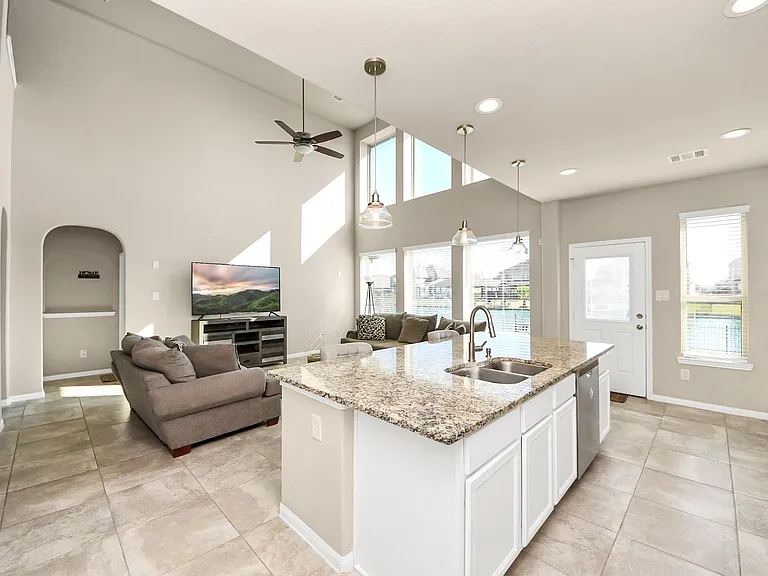 29482 Westhope Dr — Photo 13