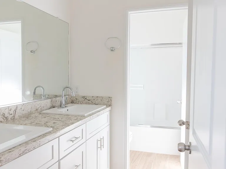 8305 Ilex St #13 — Photo 11