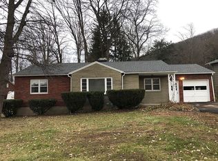 1360 Hillside Dr, Vestal, NY 13850
