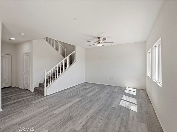 3rd image of 996 Kindig Ave