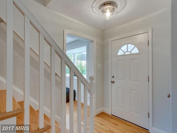 3rd image of 3005 18th St S