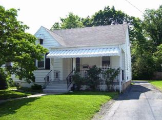 909 W Elm St, Linden, NJ 07036