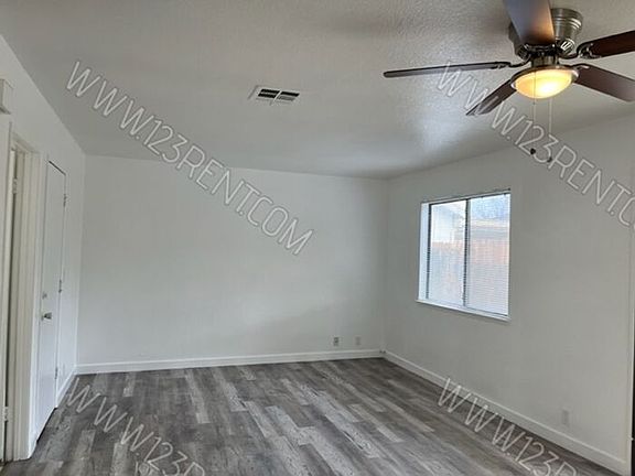 5th image of 37520 Christina Ct