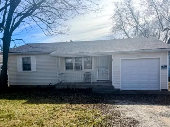 2950 W Water Street, Springfield, MO 65802