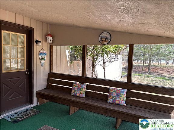 5th image of 37 Wylie Cir