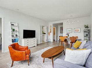 300 Coxwell Ave UNIT 406, Toronto, ON M4L3B6