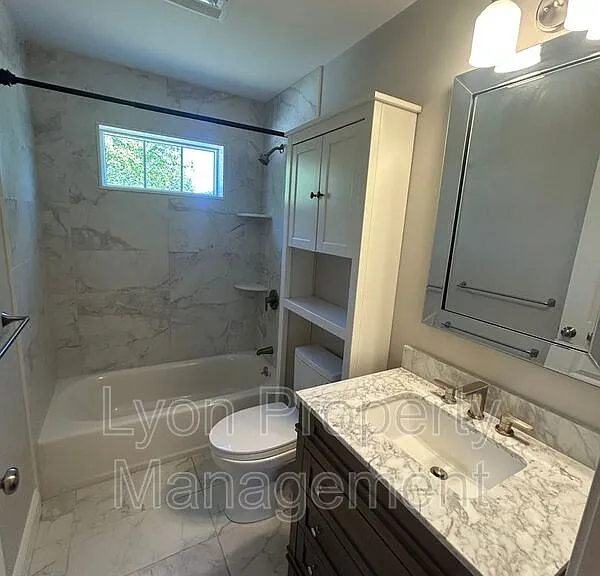 115 Coburn St — Photo 5