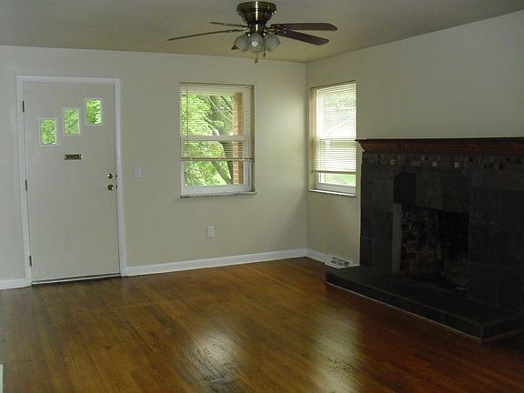 3rd image of 8113 Camner Ave