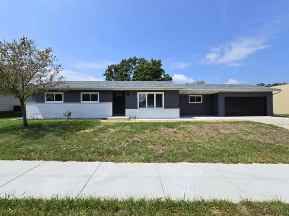 671 Harker AVENUE, Hartford, WI 53027