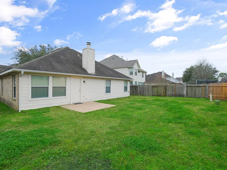 2610 Easton Springs Ct — Photo 21