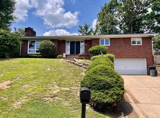 123 Honeysuckle Ln, Huntington, WV 25701