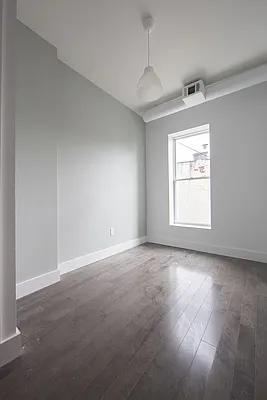Rented by Brooklyn Group | media 18