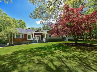 136 Wheatley Rd, Greenvale, NY 11545