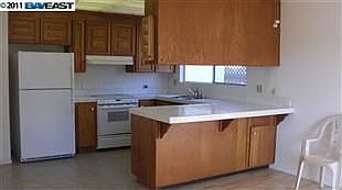 3rd image of 33745 Whitehead Ln