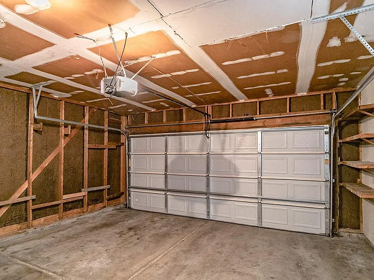 4010 Teri Ln — Photo 31