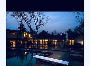 2116 Woodlawn Dr, Medford, OR 97504
