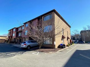 45 Maryland Ln, Staten Island, NY