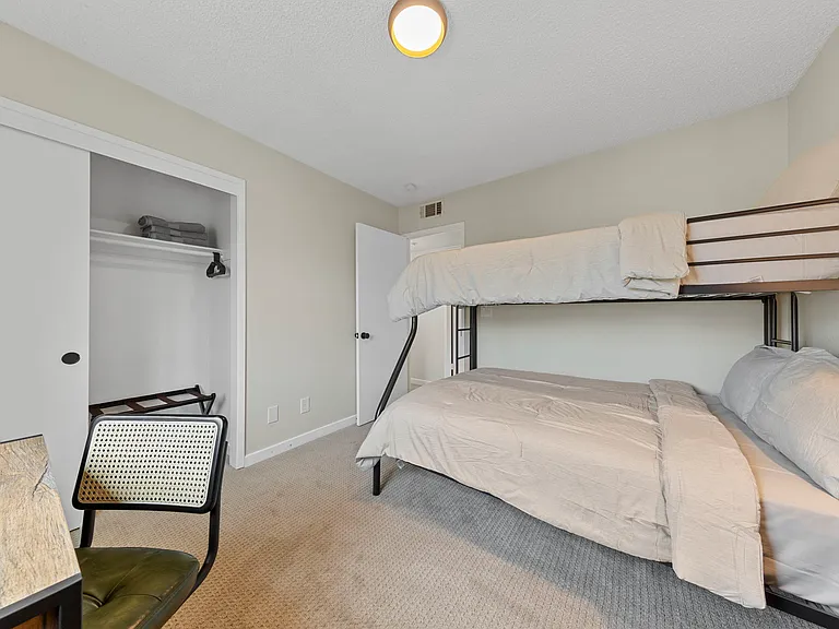 44 Westheimer Rd — Photo 15