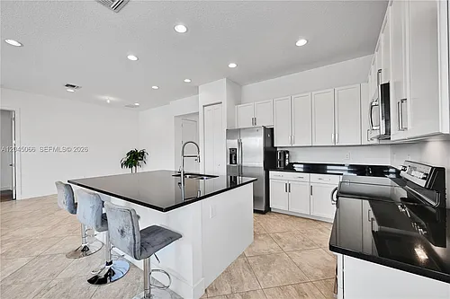 9706 Celtic Sea Ln Photo 1
