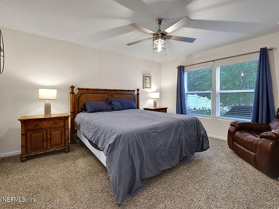 3rd image of 138 FALCON RIDGE Road