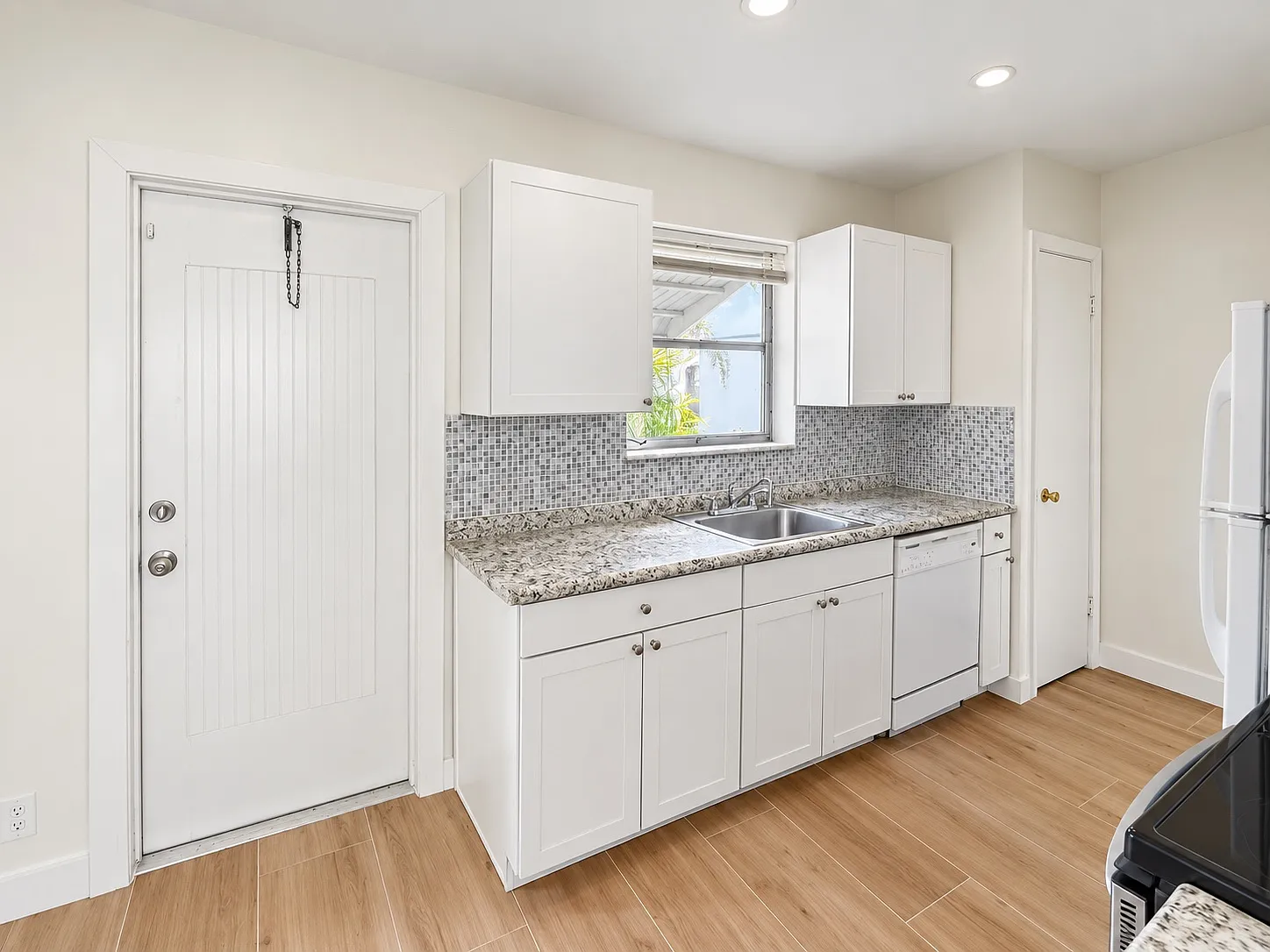 2641 Polk St — Photo 4