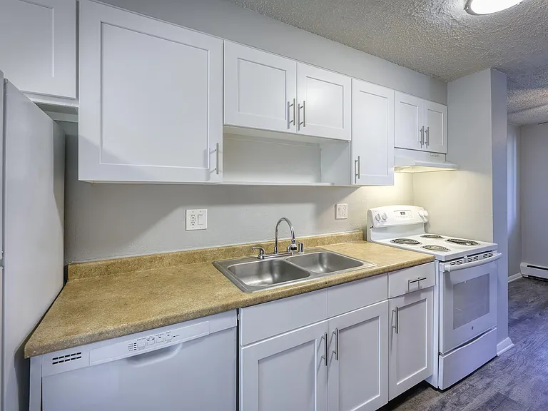 Abrigo Apartments — Photo 12