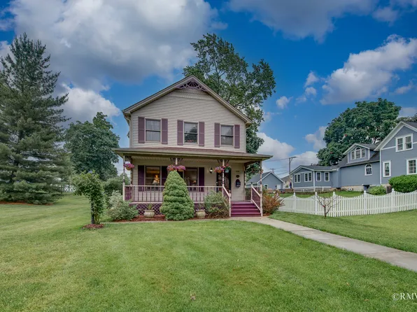 235 S Maple St, Itasca, IL 60143