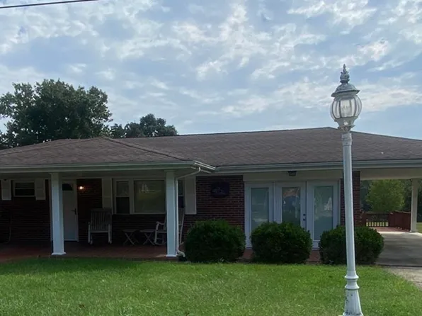 328 Woodmont Dr, Ashland, KY 41102
