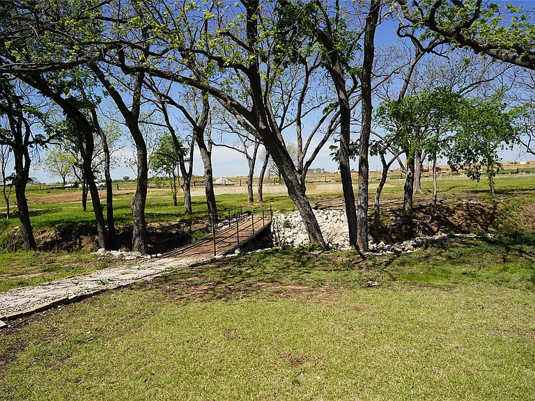 1382 E Blackjack Rd — Photo 15