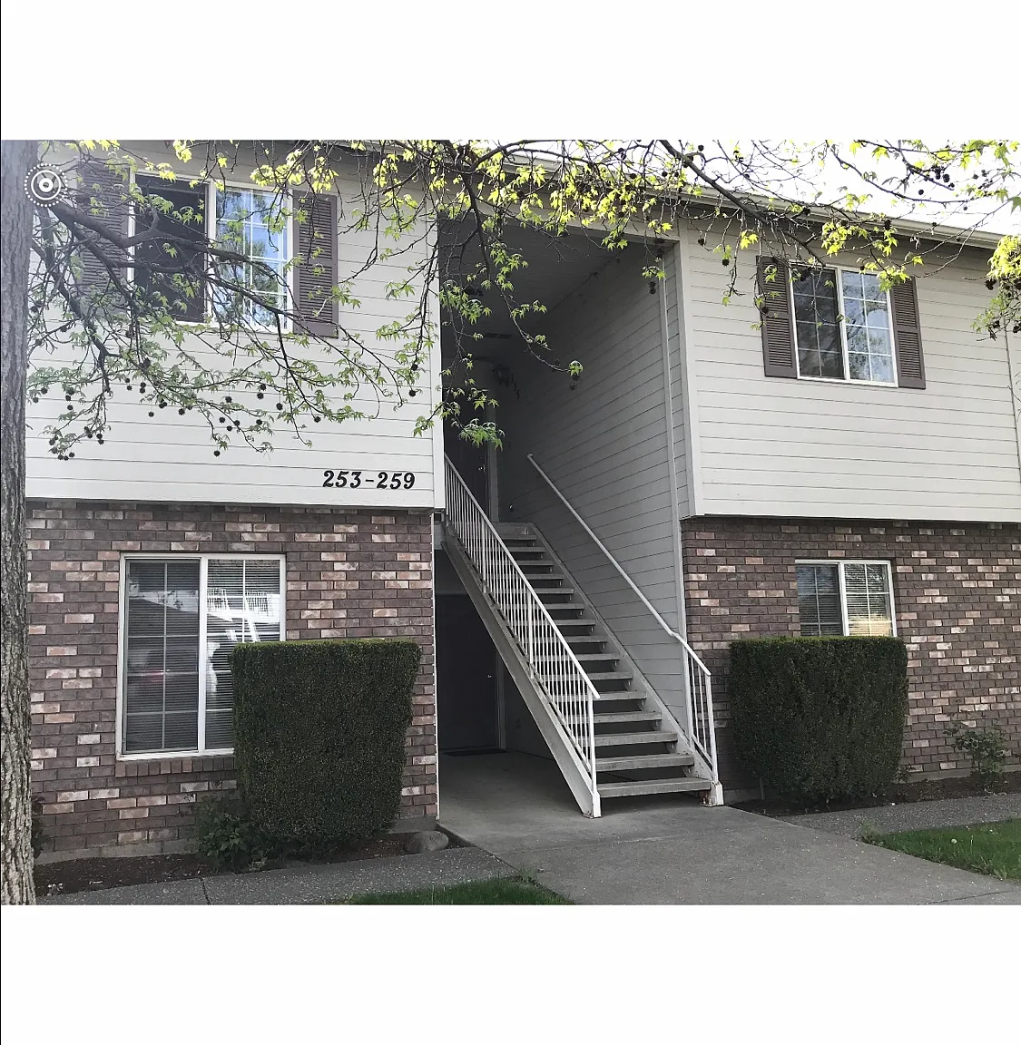 NE Cedar Ave, College Place — Photo 1