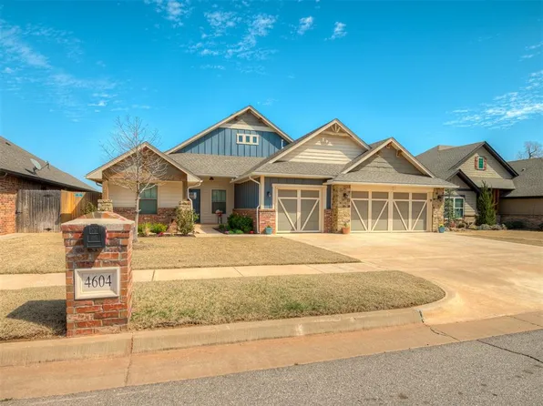 4604 McCann Ave, Mustang, OK 73064