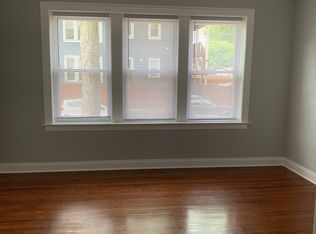 2721 W 64th St, Chicago, IL